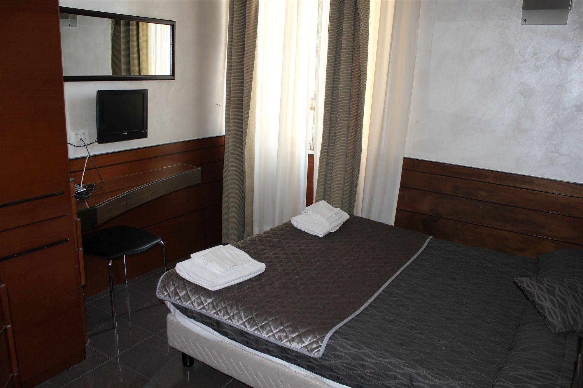 La Luna Romana 2* Rome